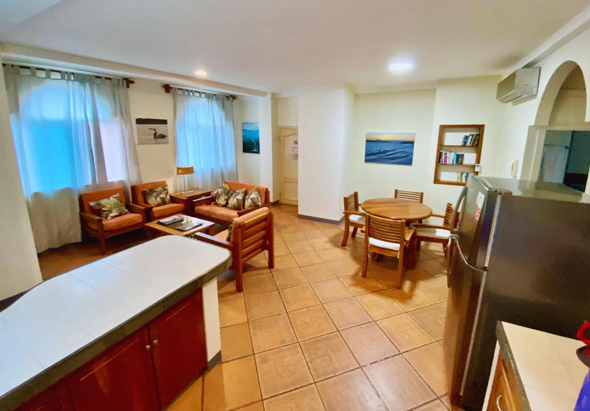 Torre Mar Galapagos Boutique Suites Puerto Ayora  Buitenkant foto