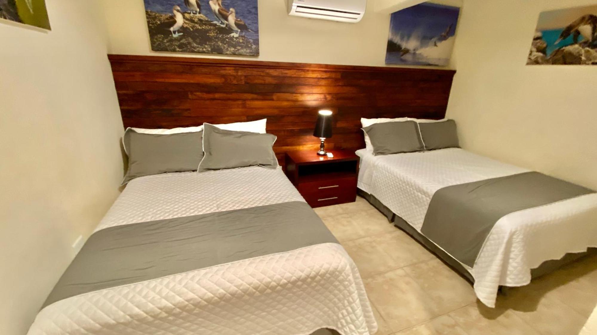 Torre Mar Galapagos Boutique Suites Puerto Ayora  Buitenkant foto