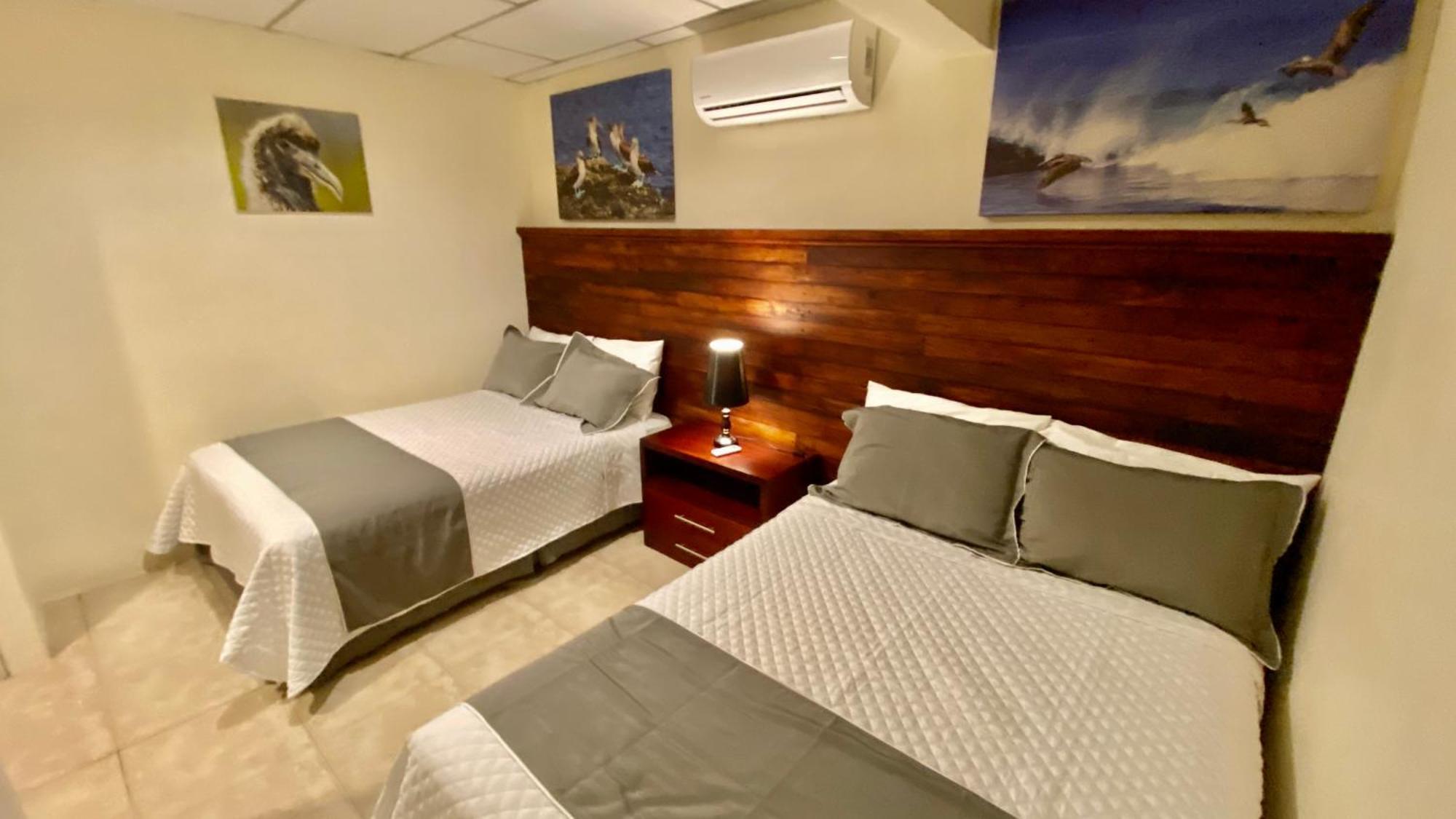 Torre Mar Galapagos Boutique Suites Puerto Ayora  Buitenkant foto