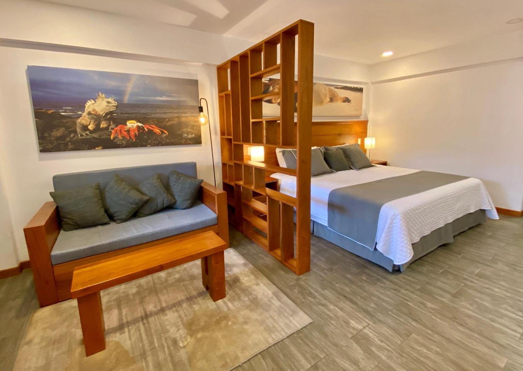 Torre Mar Galapagos Boutique Suites Puerto Ayora  Buitenkant foto