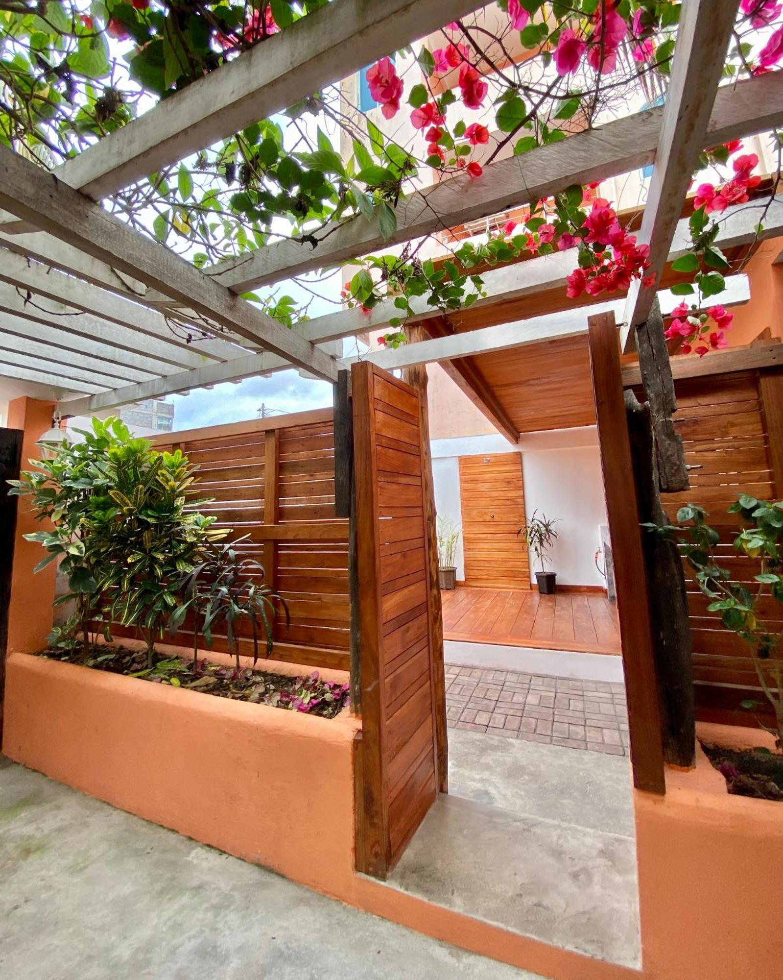 Torre Mar Galapagos Boutique Suites Puerto Ayora  Buitenkant foto
